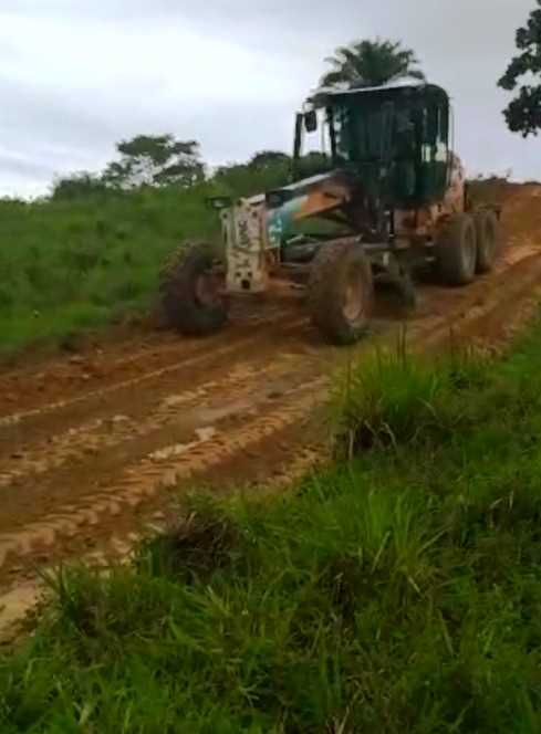Camacã: Estradas do Córrego de Areia, Via Bagó e Pratinhas são recuperadas